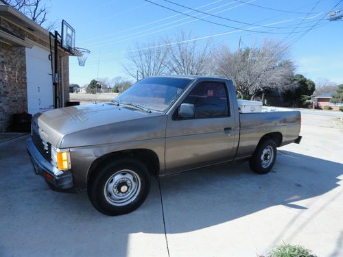 Nissan pick up truck