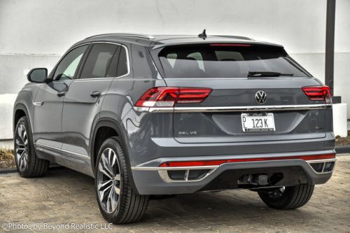 2023 volkswagen atlas cross sport 3.6l v6 sel premium r-line