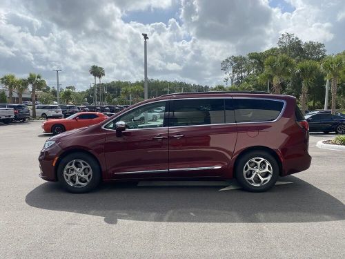 2022 chrysler pacifica limited