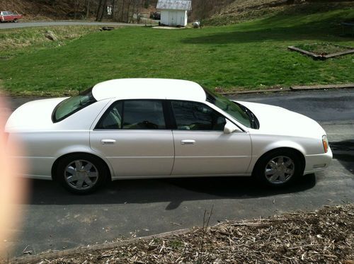 2003 cadillac deville dts sedan 4-door 4.6l