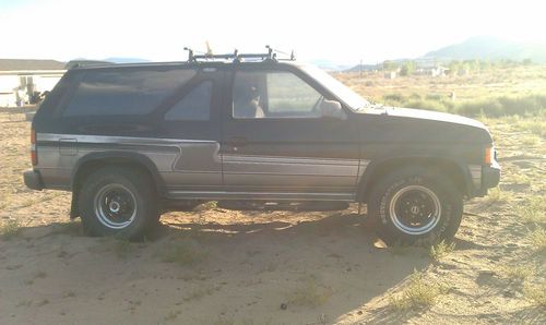 1988 nissan pathfinder se sport utility 2-door 3.0l