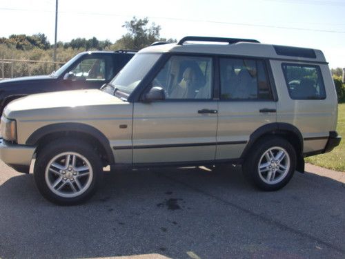 *** 2004 land rover  discovery  extra  clean  4x4  clean carfax ***