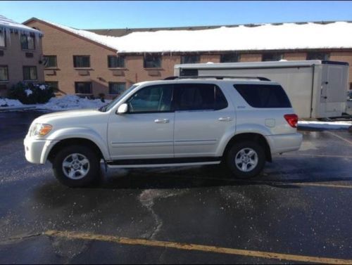 2005 toyota sequoia sr5 111k miles, fantastic suv!