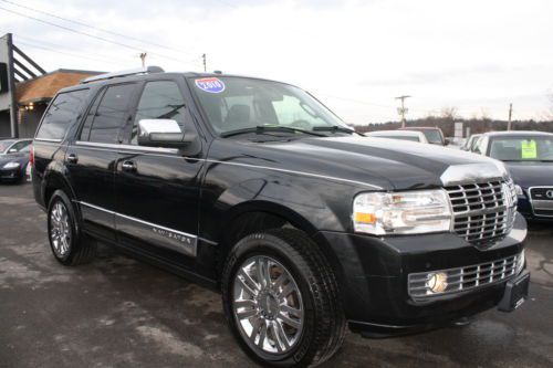 2010 lincoln navigator four wheel drive 5.4l v8 runs great black on black sharp