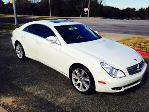 2006 mercedes-benz cls500.  gorgeous!!!  white with tan interior!  wow!!!!!