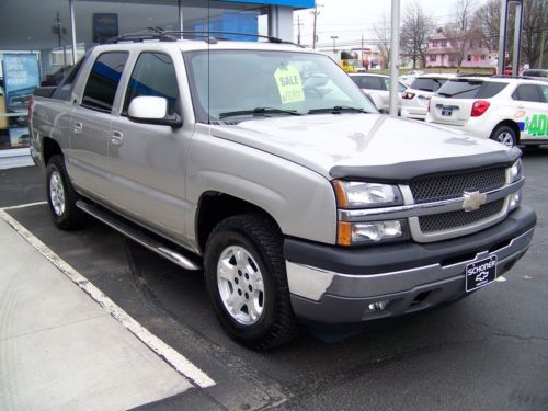 2005 chevrolet avalanche 1500 z71 lt leather bose moonroof 4x4 clean 4-door 5.3l