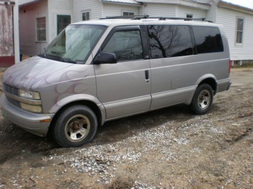 2000 chevy astro extended passenger van