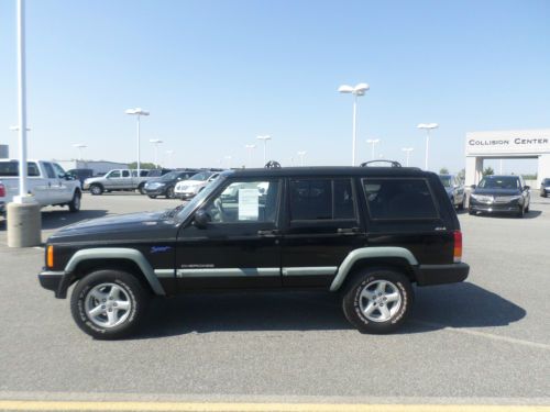 98 cherokee sport. low miles! perfect daily driver. new 02 sensors. 4x4. 4.0l