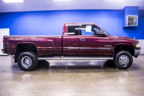 Low miles 5.9l cummins diesel running boards bed liner extended cab power locks