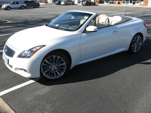 2011 infiniti g37 convertible 3.7l w/premium, nav, &amp; perf. packages - no reserve