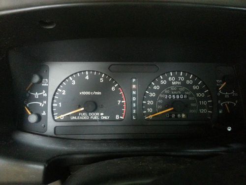 1997 isuzu rodeo ls sport utility 4-door 3.2l