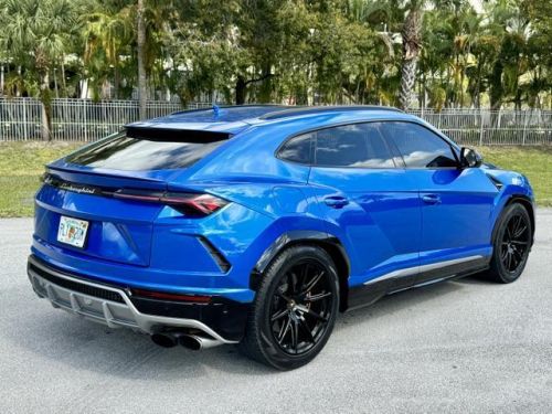 2019 lamborghini urus sport utility 4d