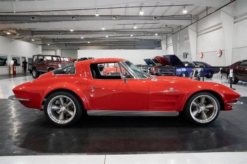 1963 chevrolet corvette