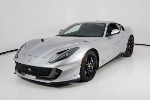 2019 ferrari 812 superfast .