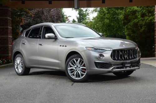 2019 maserati levante granlusso