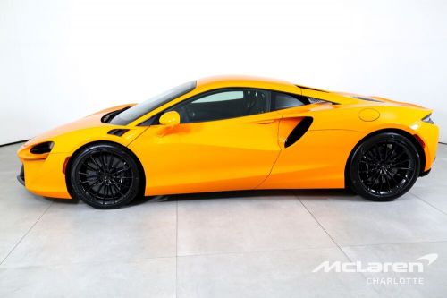 2025 mclaren artura techlux