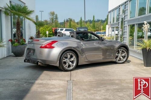 2010 nissan 370z touring