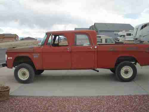 Dodge Power Wagon 1970 4x4