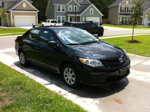 2011 toyota corolla le sedan 4-door 1.8l