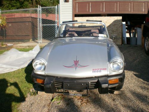 Triumph spitfire base convertible 2-door 1.5l