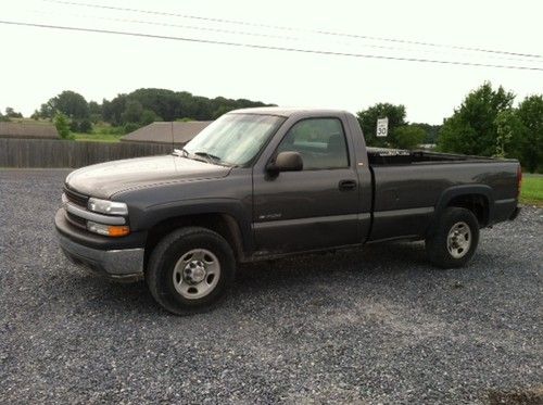 2002 chevrolet 2500hd 2wd pickup truck!