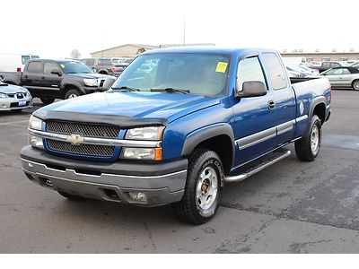 2004 chevy silverado 4x4, z71, ext cab, no reserve!!