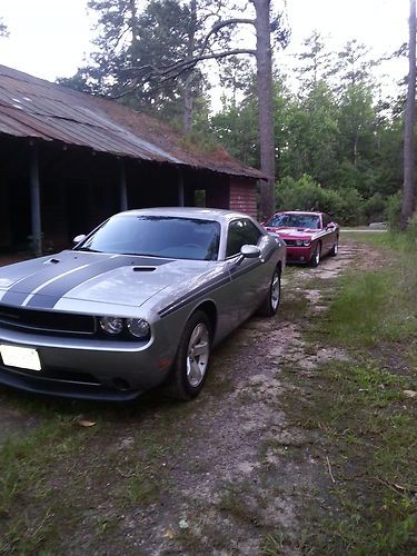 2011 dodge challenger