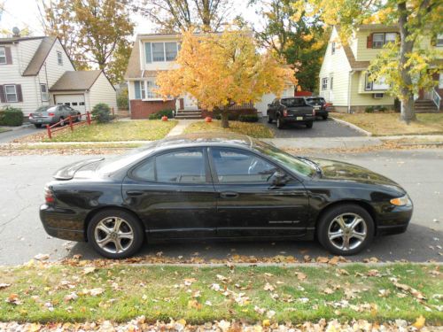 2000 pontiac grand prix gt sedan 4-door 3.8l