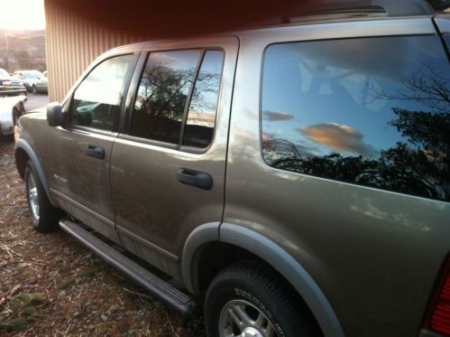 2002 ford explorer xlt sport utility 4-door 4.6l