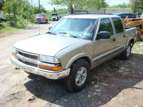 2001 chevrolet s10 blazer ls 4 door pickup