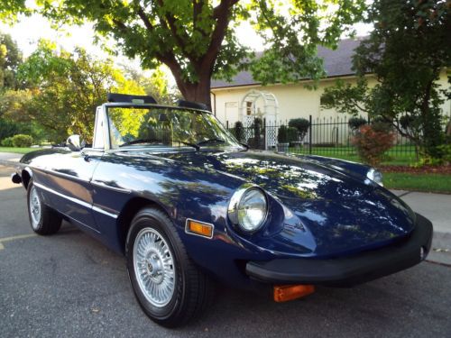 Beautiful 1977 alfa romeo 2000 spider veloce roadster nice !!