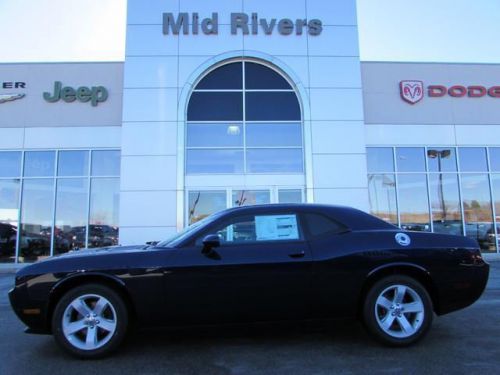 2014 dodge challenger sxt