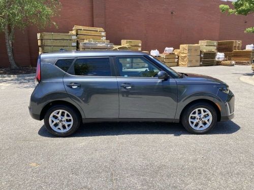 2023 kia soul s