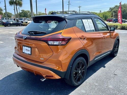 2021 nissan kicks sr