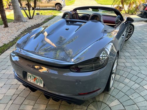 2023 porsche boxster spyder convertible - 6-spd - 12k low miles - rare find!