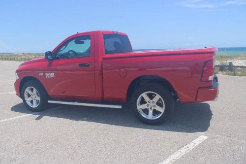 2022 ram 1500 classic express 4x2 2dr regular cab 6.3 ft. sb pickup