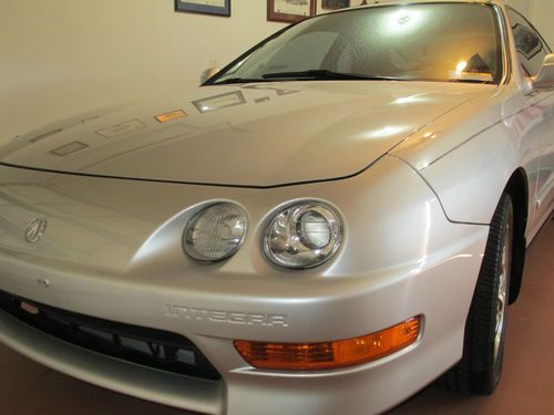 2000 acura integra gs hatchback 3-door 1.8l classic, one owner