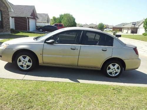 2007 saturn ion-2 base sedan 4-door 2.2l