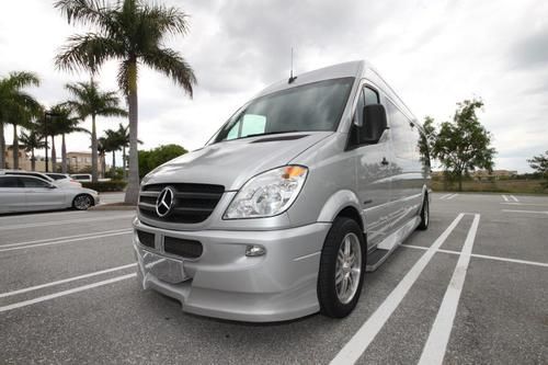 2008 dodge sprinter 2500 base standard passenger van 3-door 3.0l