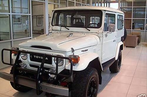 Fj40 land cruiser 2f engine  4wd