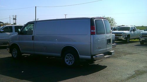 2012 chevy express cargo van 5.3 v-8 power windows