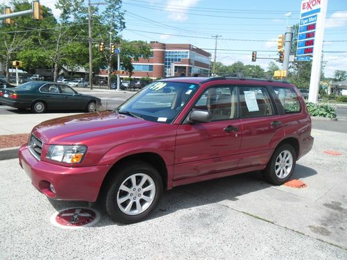 No reserve! xs looks and runs great! awd! 05 awd! 4 cyl great!