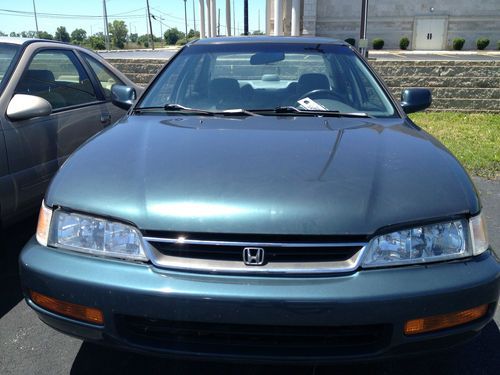 1996 honda accord lx sedan 4-door 2.2l engine bad needs repair