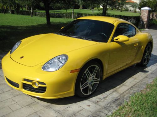 Cayman s - speed yellow, sport chrono pkg, sport pkg 6-speed, 19&#034; turbo wheels