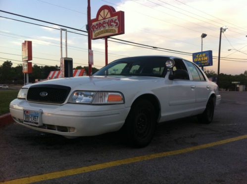 2001 ford crown victoria police interceptor sedan 4-door 4.6l