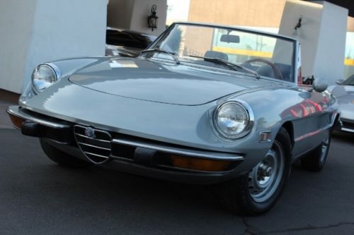 1974 alfa romeo spyder. rare. no rust. clean in/out. runs great. collectors.