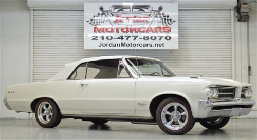 The original muscle car convertible tri power manual high performance classic