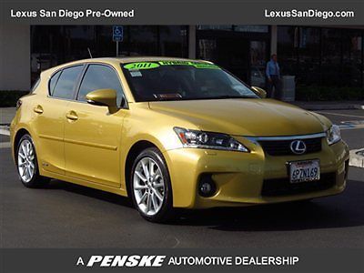 Fwd 4dr hybrid premium lexus certified/navigation/leather pkg/premium audio/blue