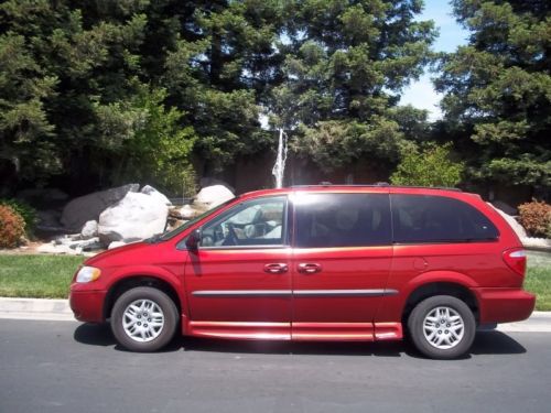 2002 dodge grand caravan wheelchair van