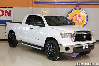 2007 toyota tundra sr5, v6, 43k miles, moto metal wheels, new tires, cloth,